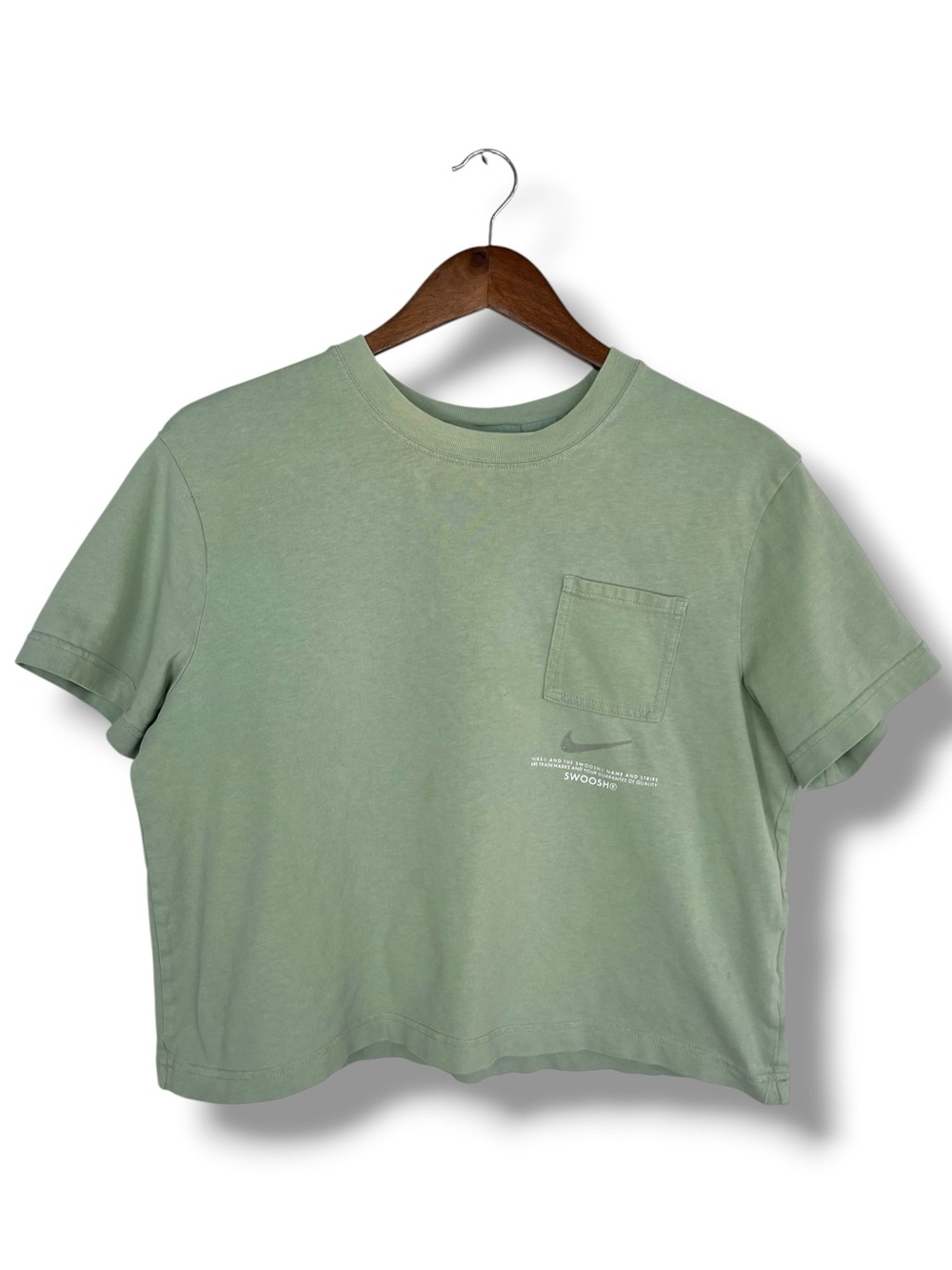 Nike Swoosh Cropped Boxy Tee Women’s Medium Sage Green Running Gym Work Out